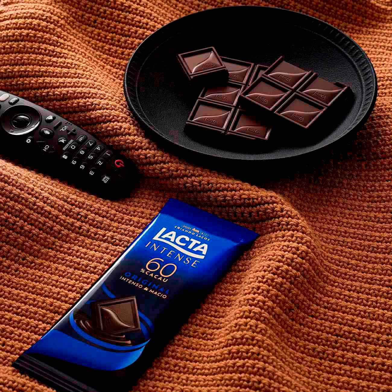 Barra de Chocolate  Lacta Intense 60% Cacau Original 85g | Display 17 unidades